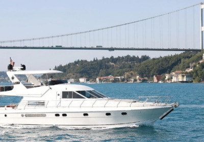 PRIVATE YACHT CHARTER IN THE BOSPHORUS