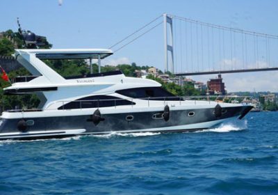 PRIVATE YACHT CHARTER IN THE BOSPHORUS